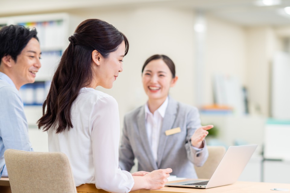 省エネ住宅選びのポイントは省エネ性能で判断したりZEH基準を考慮したり実績のあるハウスメーカーを選ぶことなど